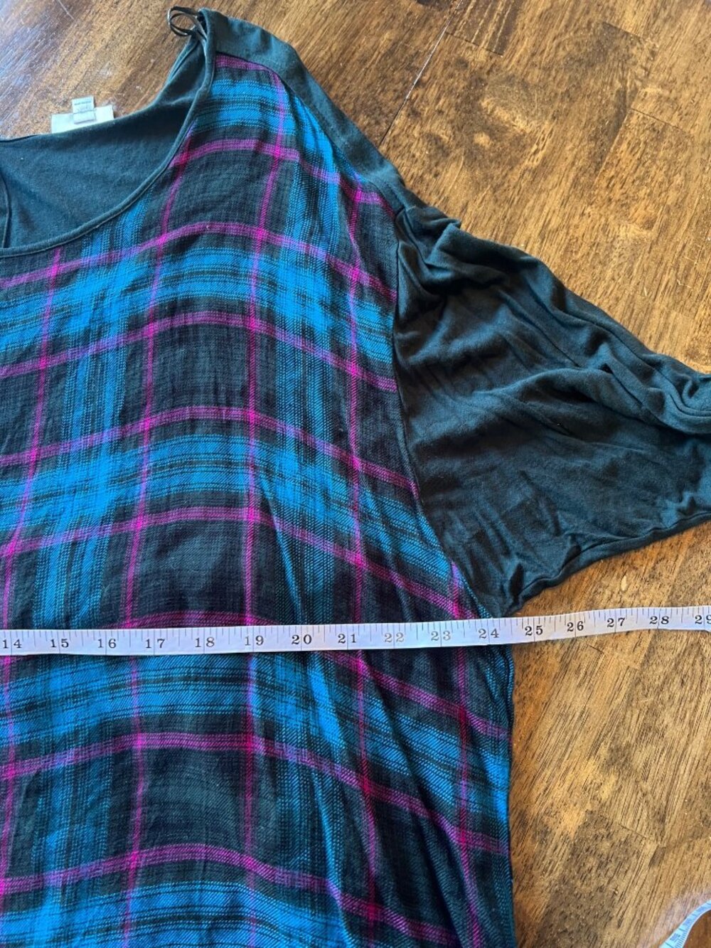 Avenue Plaid Tunic Top 26/28 Blue Green Knit Flannel Keyhole Lightweight Shirt - Picture 9 of 10